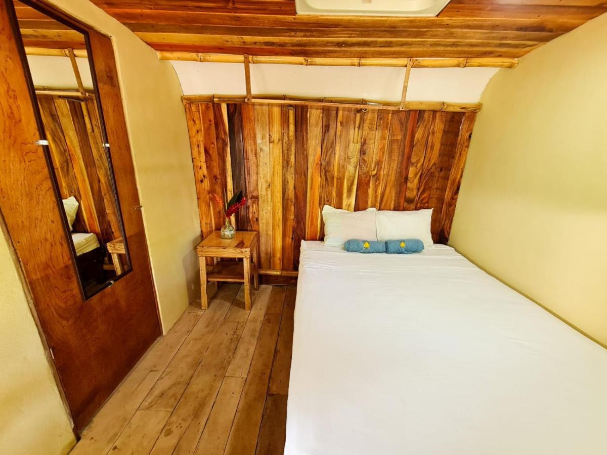 Hospedaje Combi Dream Bird Apartment Playas del Coco Exterior photo